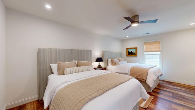 New! TreeTops  *Renovated* Retreat on Lake Martin