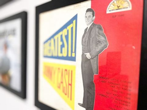 Johnny Cash "Rambler" on Main  — Custer, SD