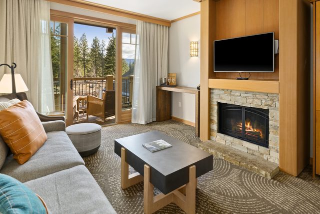  1BR Suncadia lodge | Hot Tub, Pool, Dog Friendly