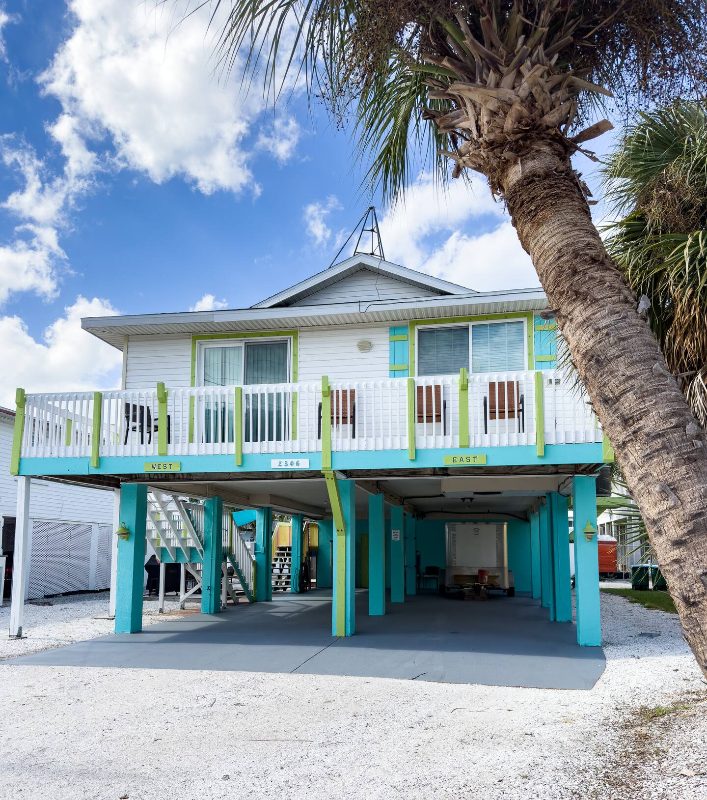 Ohana South 2 Br (East) - 100 steps from the beach