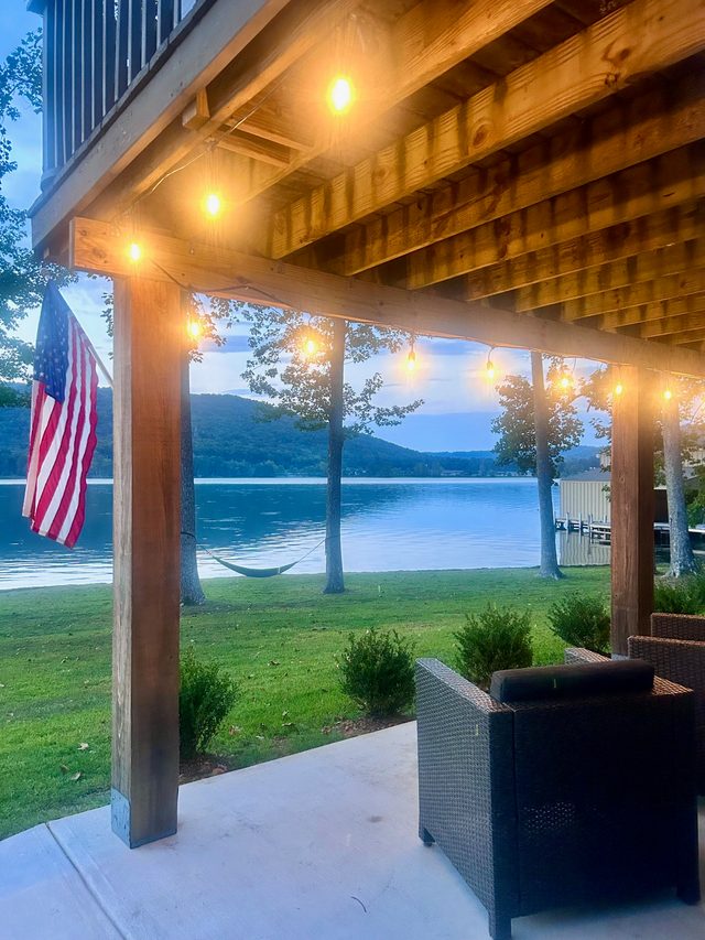 Lakefront w/ Pier + Views | Sleeps 8| Remodeled — Grant, AL