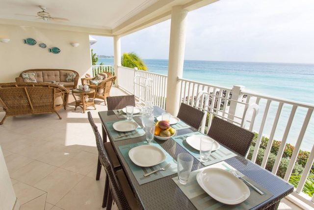 Oceanfront 2-Bed Condo with Balcony