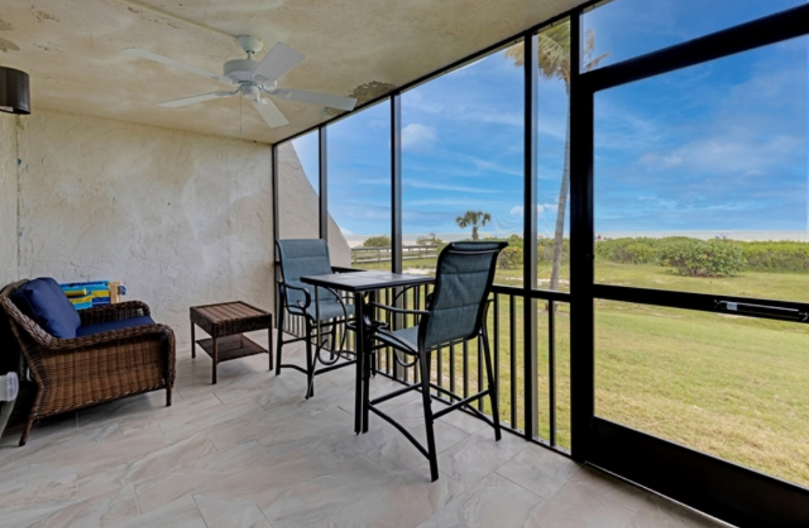 Oceanfront + Gulf Water Views 1st Floor Sanibel