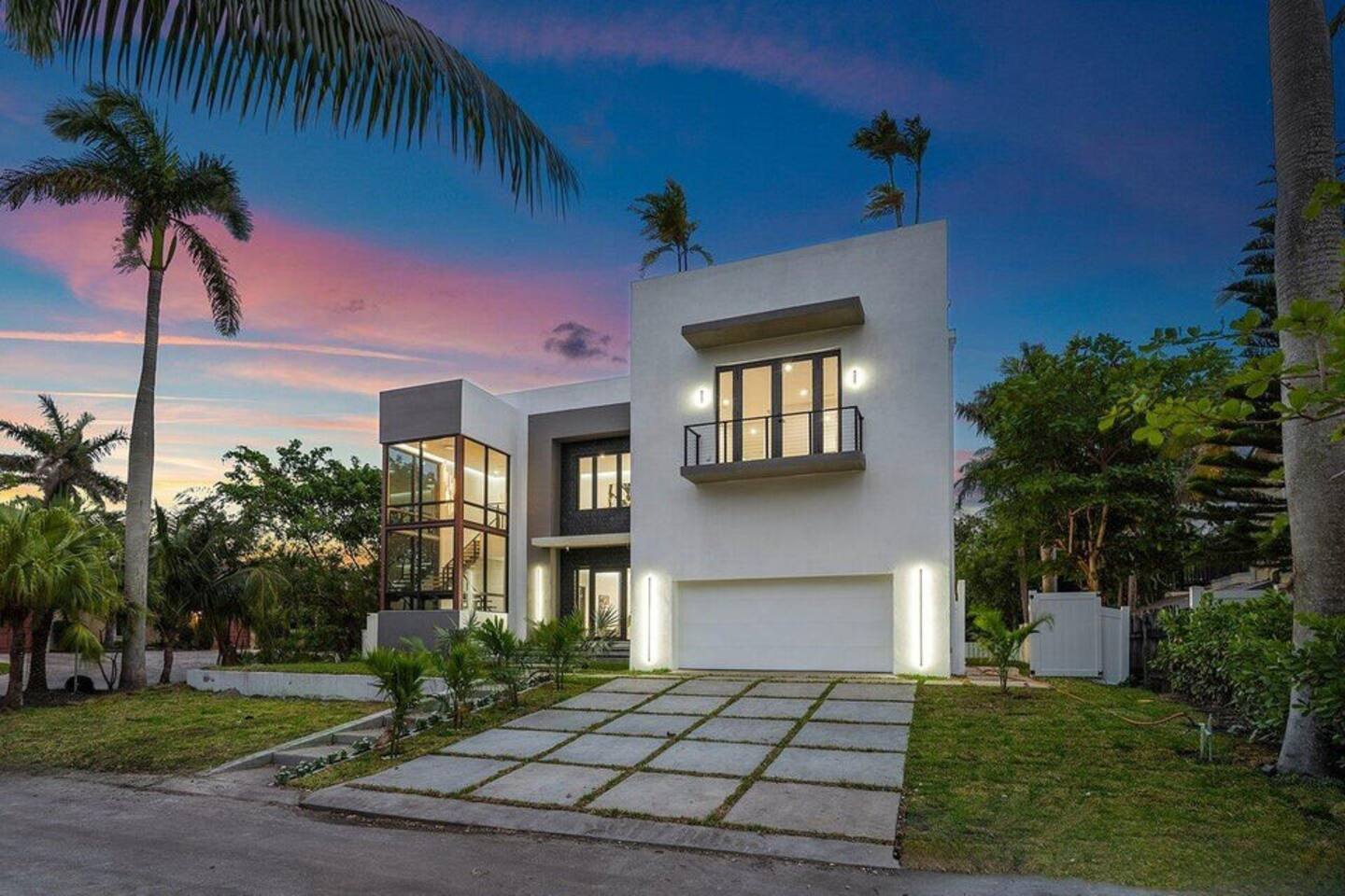 Luxury Pool 4BR Home w/ Rooftop Near Intracoastal