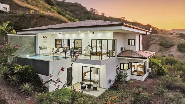 Ocean Views - Golf Cart Accessible - Private Pool