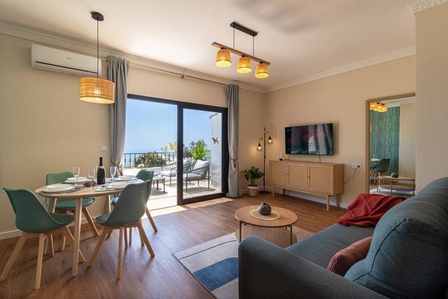 Heart of Mijas: Gorgeous Flat with Panoramic View