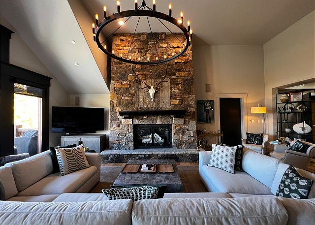 Firelight Lodge Luxury Home