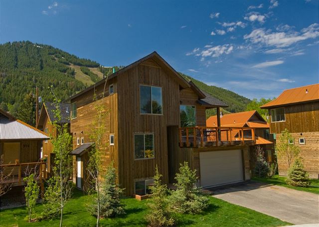 Jackson, Wyoming United States - Aspen Stand Townhome | Apex Real Estate