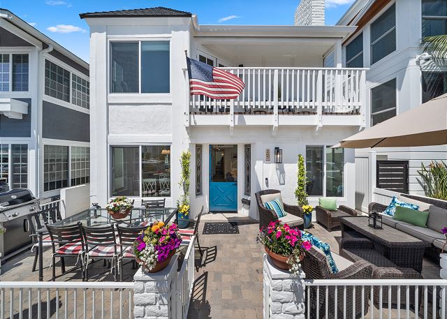321 Diamond — Newport Beach, CA