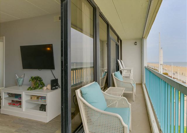 2113 Atlantic Ave #302