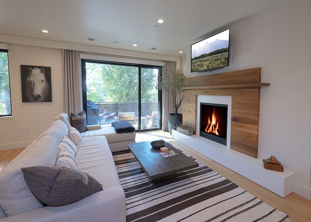 Jackson, Wyoming United States - One Town Hill Unit 203 | www.wpmjh.com