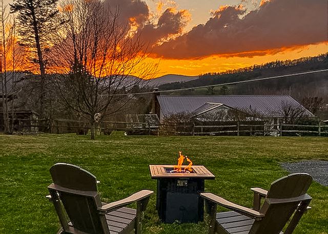 Petite Retreat — West Jefferson, NC