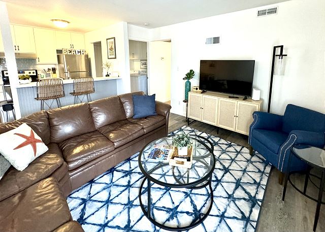 137 Marina Ave
