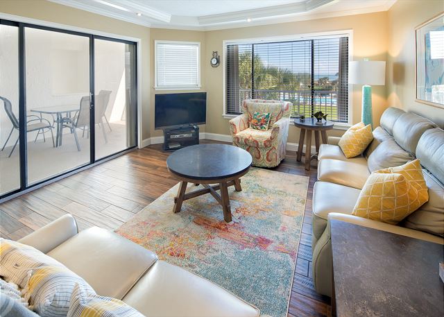 Gold Ocean View 3303