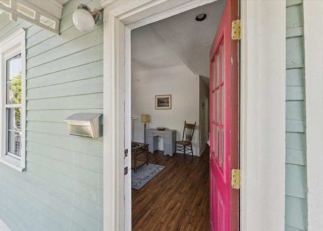 534 E Gordon Lane — Savannah, GA