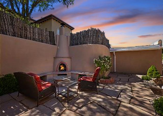 Walk to Plaza | 2 Master Suites | Great Outdoor Space | Great for Families
