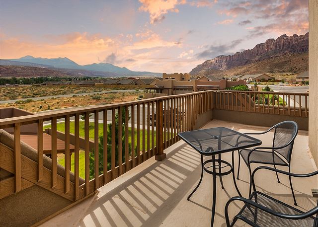 Moab, Utah United States - Viewing Deck | Pool Hot Tub | Near Town & Ntl Parks | Vacation Rental Collective Website