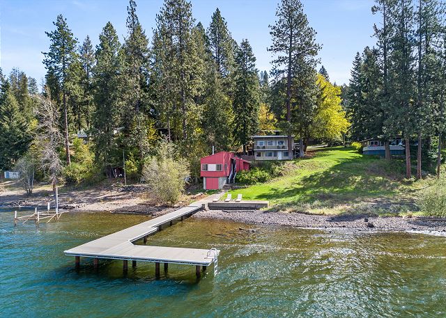 Lakeside Serenity | Retro Cabin | Great Dock | Private Suite