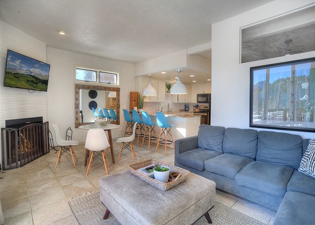 Grand Mountain Getaway (#104) | Views, Fireplaces, Near Ski, Deck, Dogs, EV