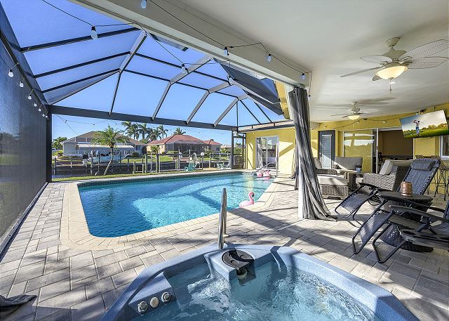 New! Gulf Breeze Haven: Pet Friendly | Heated Pool & Spa | Gulf Access