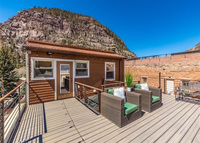 Modern Studio in the Heart of Downtown Ouray | Prime Location