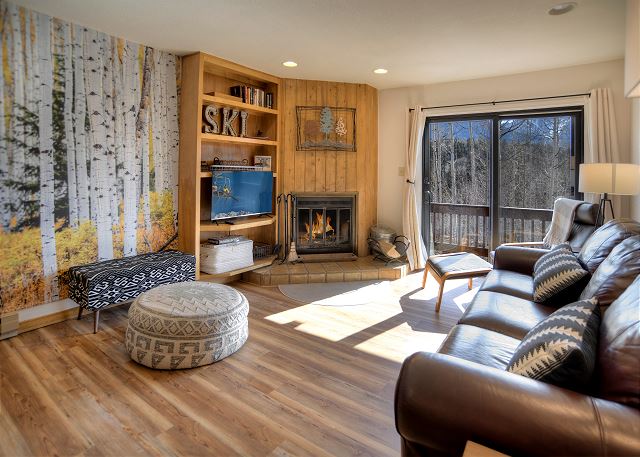 Cozy Aspen Grove Retreat (#311) | Near Ski w/ Shuttle - Deck/Pool/HotTub