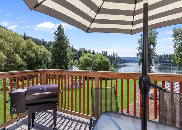 New Listing! Hayden Lake Guest House | Private Balcony & Lake Views