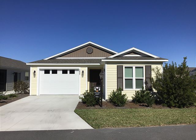 2427 Lewis Ln