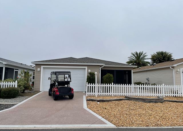 2708 Grassy Point Ave