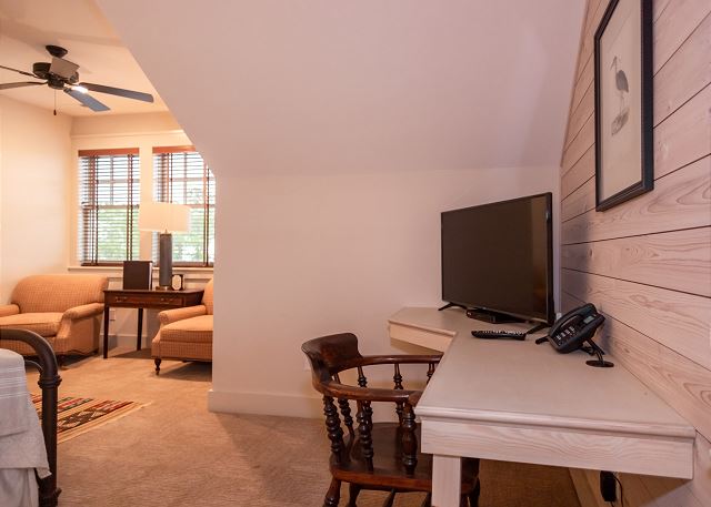 River Dunes - Blue Jay Suite J — Oriental, NC