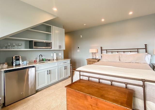 River Dunes - Indigo Bunting Suite I — Oriental, NC