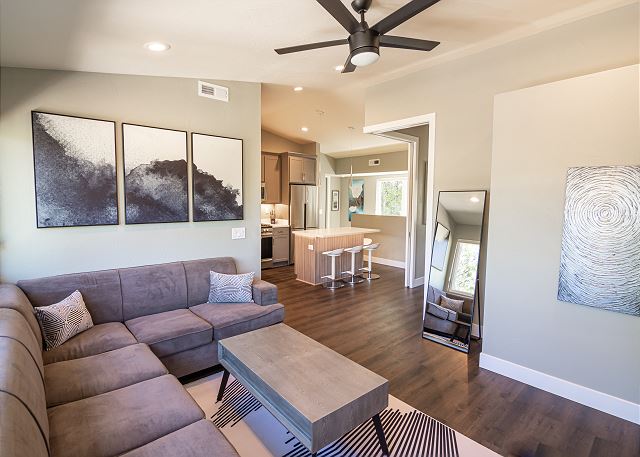 Skyview Luxury Urban Loft