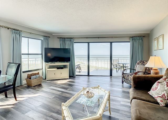 Chateaux 101-Stunning 1 bedroom gulf front condo