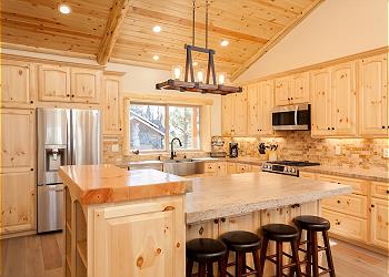 No. 7 Gorgeous New Home in Big Bear! Great Forest Views! - — Big Bear, CA