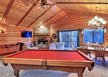 No. 17 Dreamscape Villa - — Big Bear, CA
