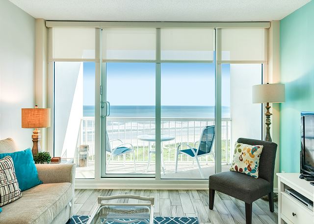 1008 Coastal Canvas Sail Hideaway — Galveston, TX