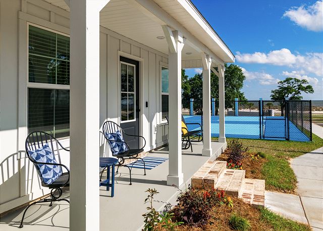 Coral Cottage 110 — Biloxi, MS