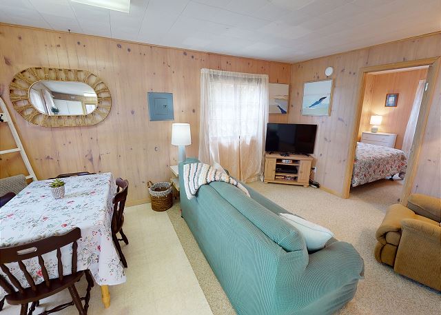 Kings Point Cottage