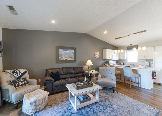 Unit 103 - Bette's Bungalow