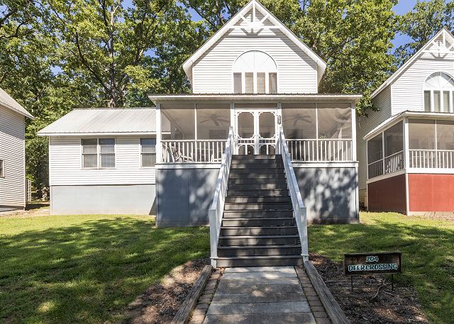 Unit 204 - Lake It Easy — Grand Rivers, KY