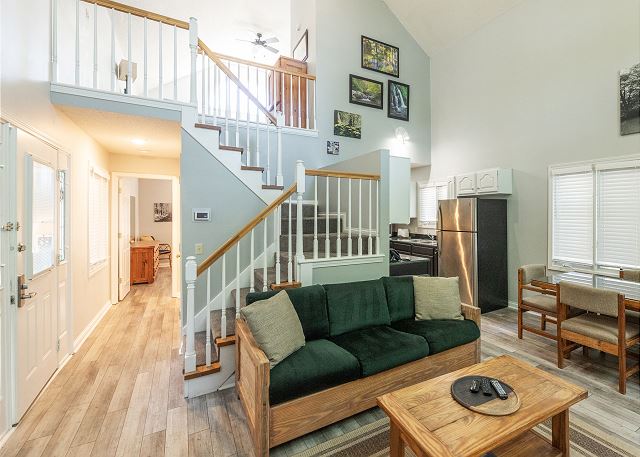 Unit 315 - Lake Life — Grand Rivers, KY