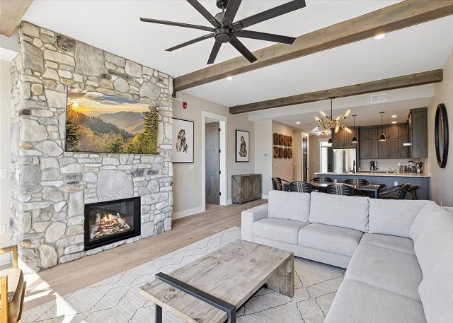 106 3BR — Gatlinburg, TN