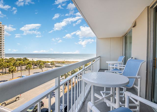401 South Hampton — Arcadian Shores, SC
