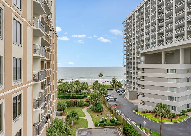 408 Royale Palms