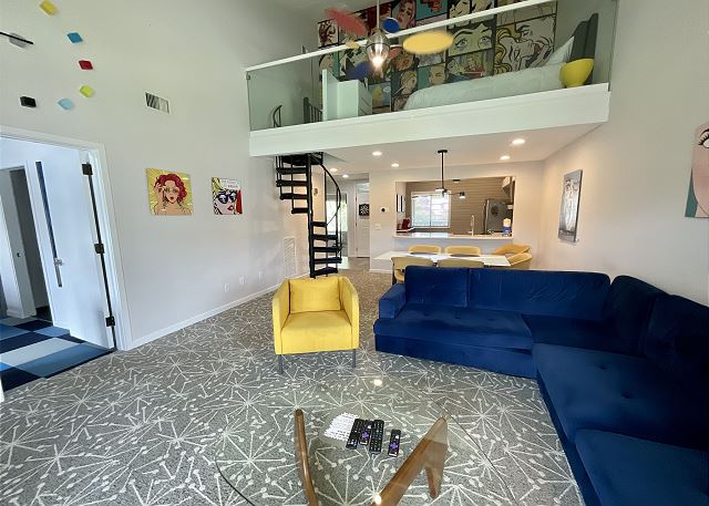 Mod Villa with Resort Perks | 2BR + Loft | 9E Windsor Court
