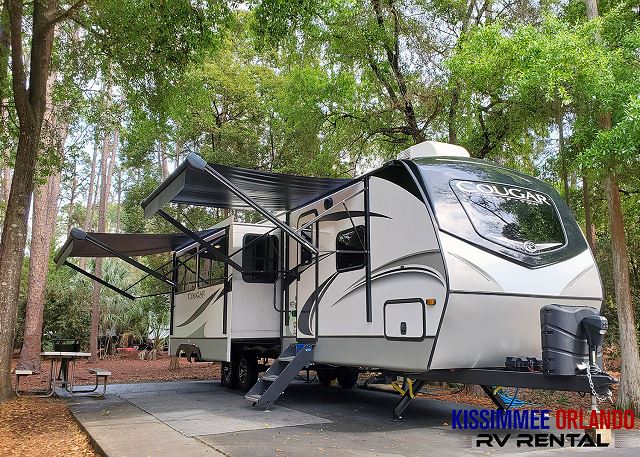 Camper rentals - Cougar 342 Bunkhouse travel trailer Disney Fort Wilderness