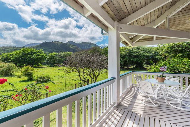 Kolohala
      Beds/Baths
      2 BR
2 BA
6 Guests