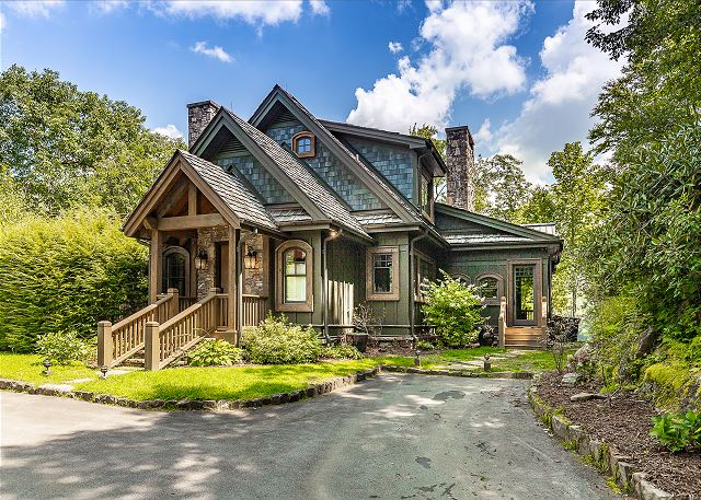 FaBears Den — Lake Toxaway, NC