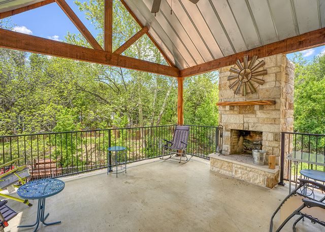 Longhorn Cove