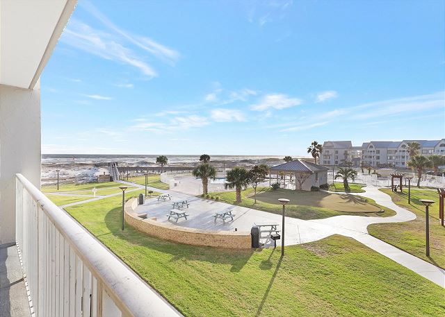 Royal Gulf Beach & Racquet Club 5110